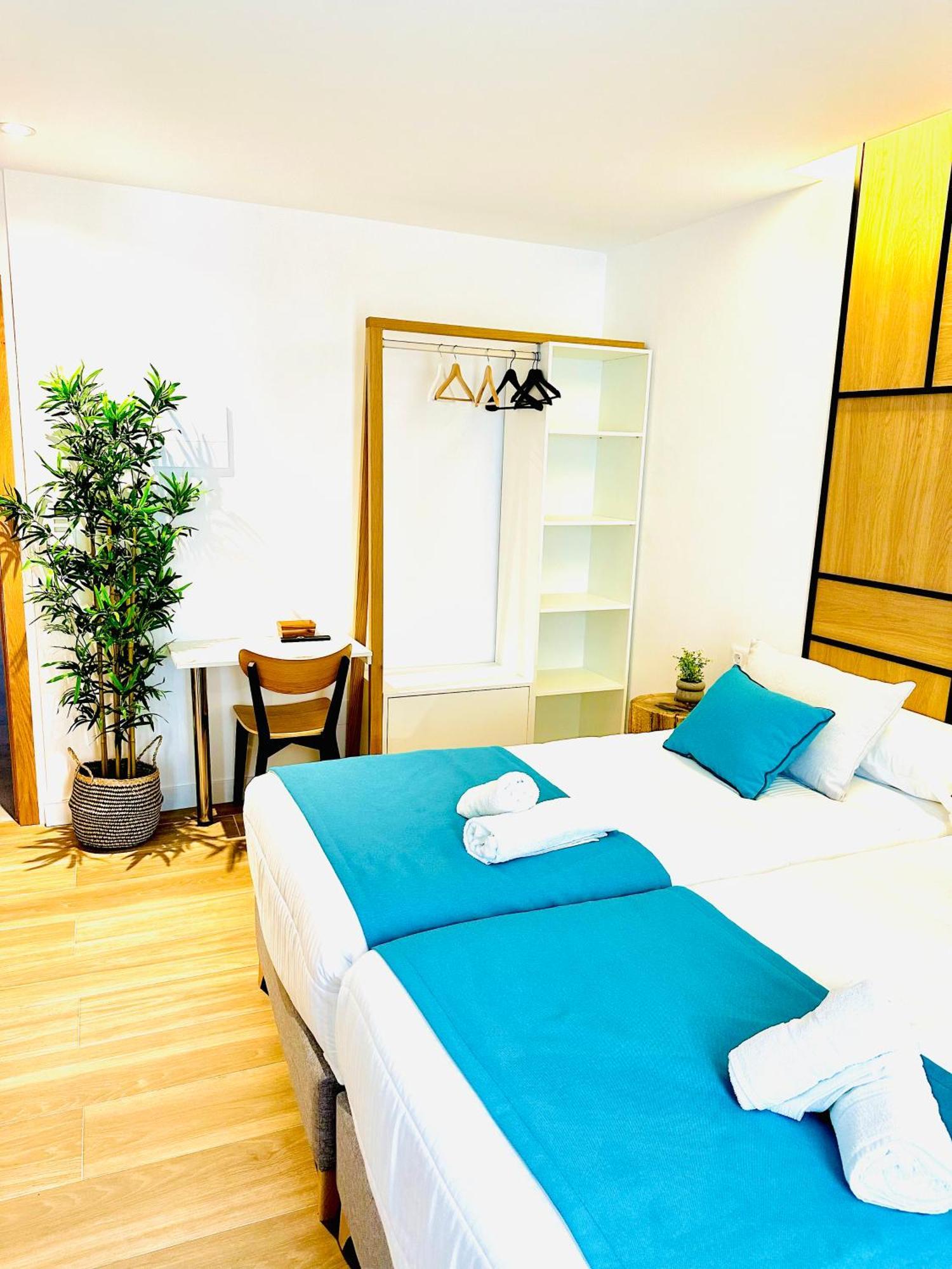 Hotel Lotus Caldas De Reis Buitenkant foto